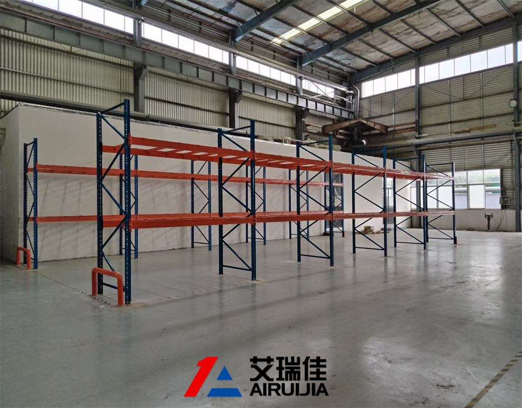 带一字跨梁，承重2T/层的重型货架  
